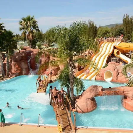 Le Paradis Au Camping Les Palmiers הייר
